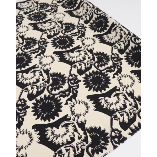Tecido Cambraia de Linho Italiano Floral Preto e Creme