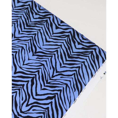 Tecido Cambraia Italiano Macro Animal Print Azul com Preto