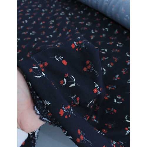 Tecido Viscose Premium Liberty Vermelho e Azul Marinho Noite