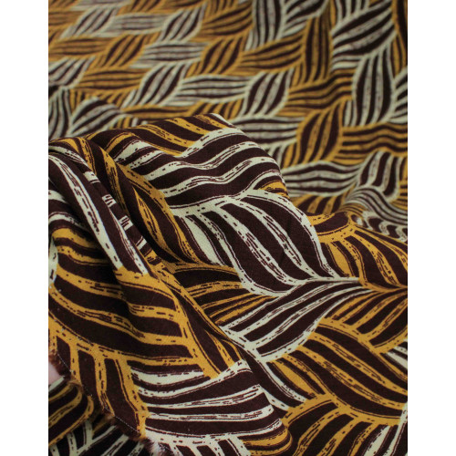 Tecido Viscose Texturizada Entrelaços Amarelo Mostarda e Bege