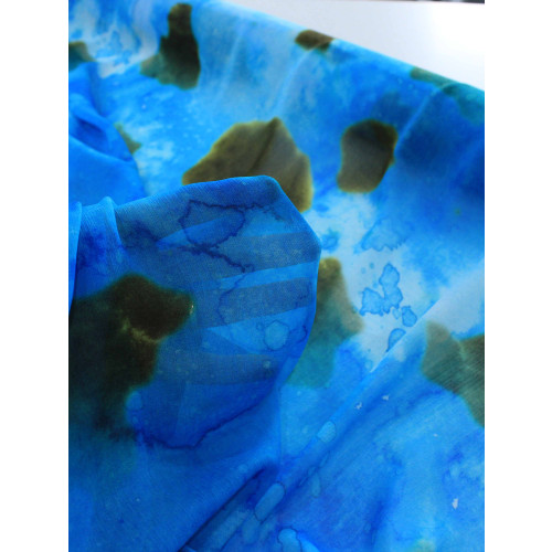 Tecido Crepe Chiffon Italiano Fundo do Mar Azul e Tons Terrosos