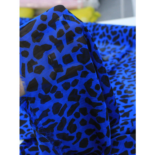 Tecido Crepe Chiffon Italiano Animal Print Azul e Preto
