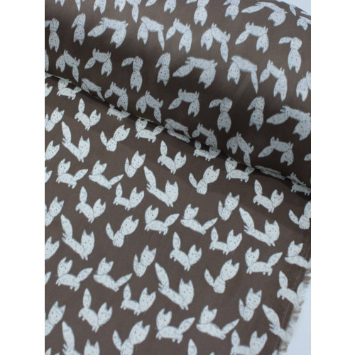 Tecido Crepe Acetinado Animais Marrom