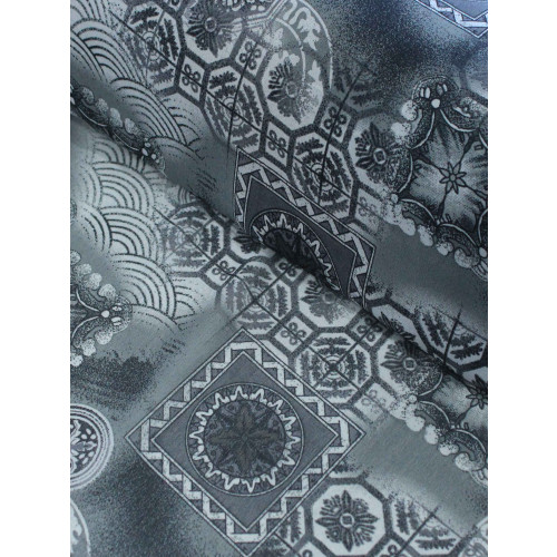 Tecido Crepe Chiffon Desenhos Geométricos Tons de Cinza