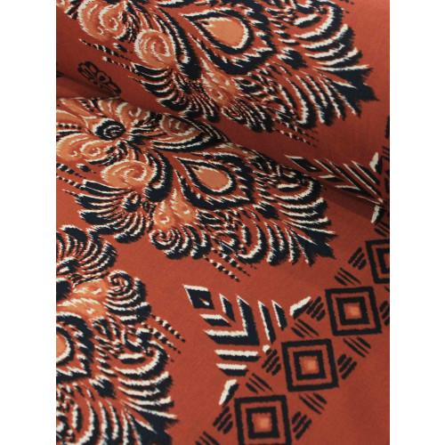 Tecido Viscose Barrado Simbolos Étnicos Terracota