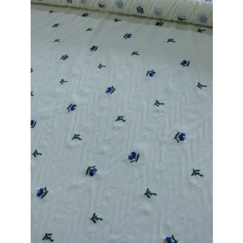 Tecido Cambraia de Algodão Bordada Mini Flor Azul, Verde e Offwhite