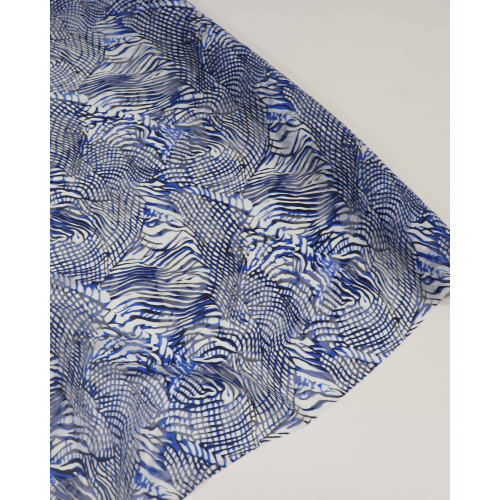 Tecido Crepe Chiffon Riscos Abstratos Preto e Azul