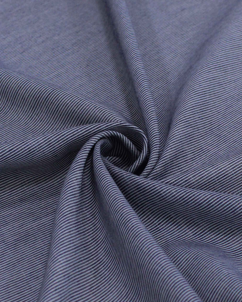 Tecido Cambraia Mista de Algodão Flamê Risca de Giz Azul Jeans (1.4m)