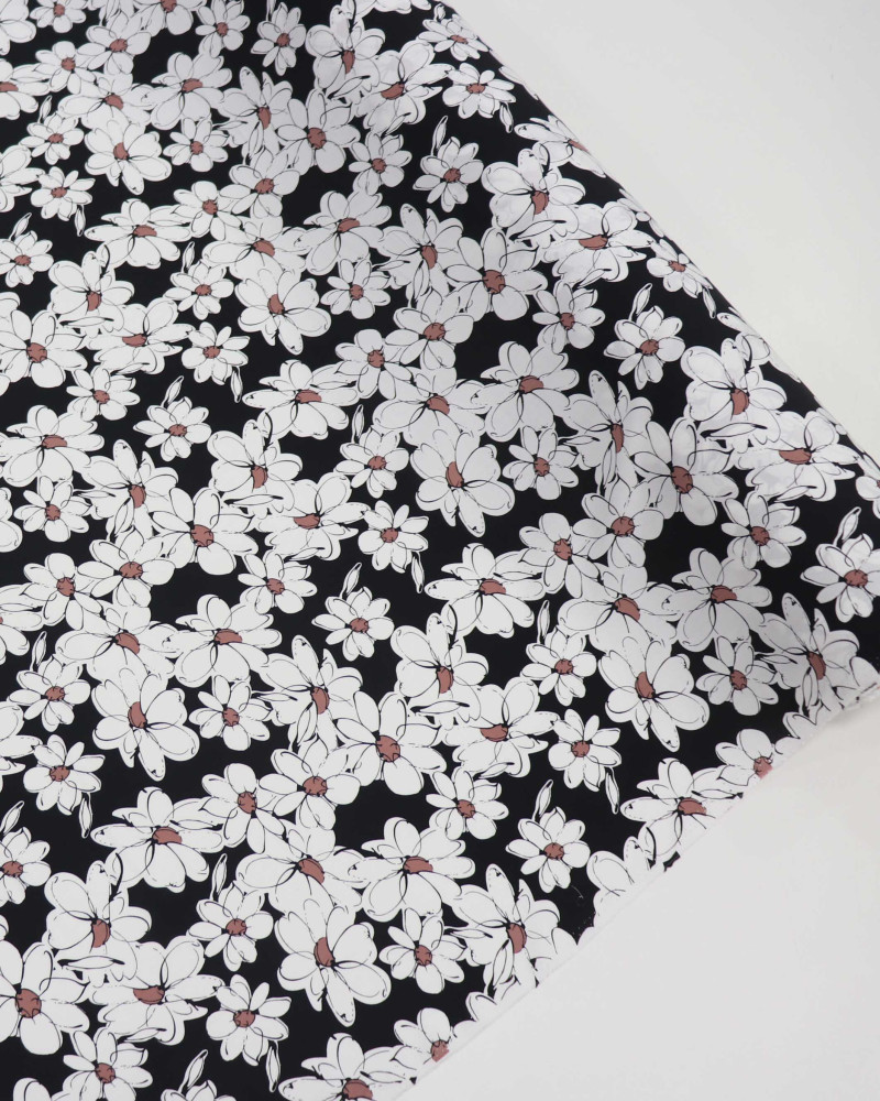 Tecido Viscose Desenho Floral Offwhite e Preto