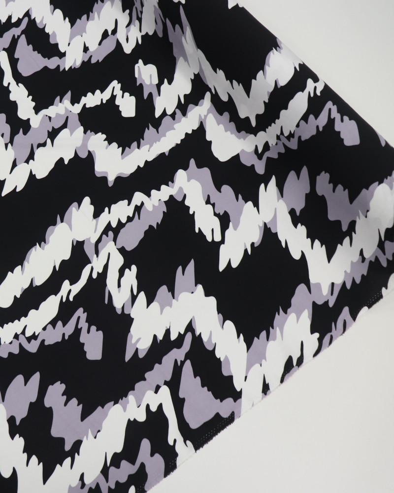 Tecido Viscose Estampa Abstrata Ondulado Branco, Cinza e Preto