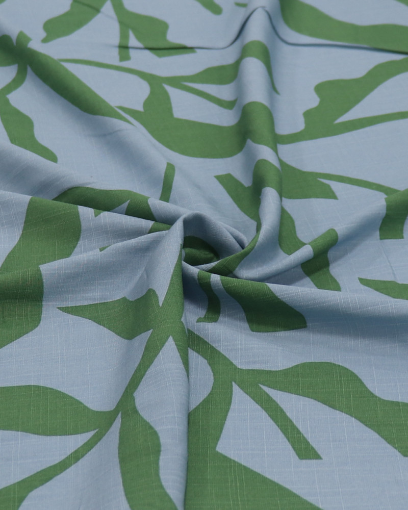 Tecido Viscose Texturizada Macro Folhagem Verde e Azul Índigo