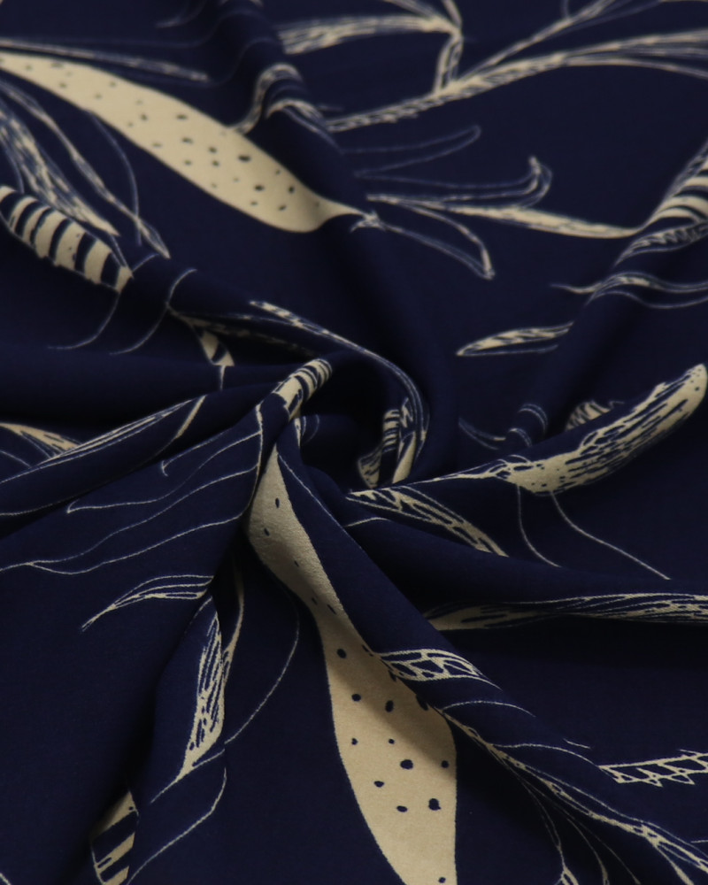 Tecido Crepe Koshibo Macro Ramos Bege e Azul Marinho Noite