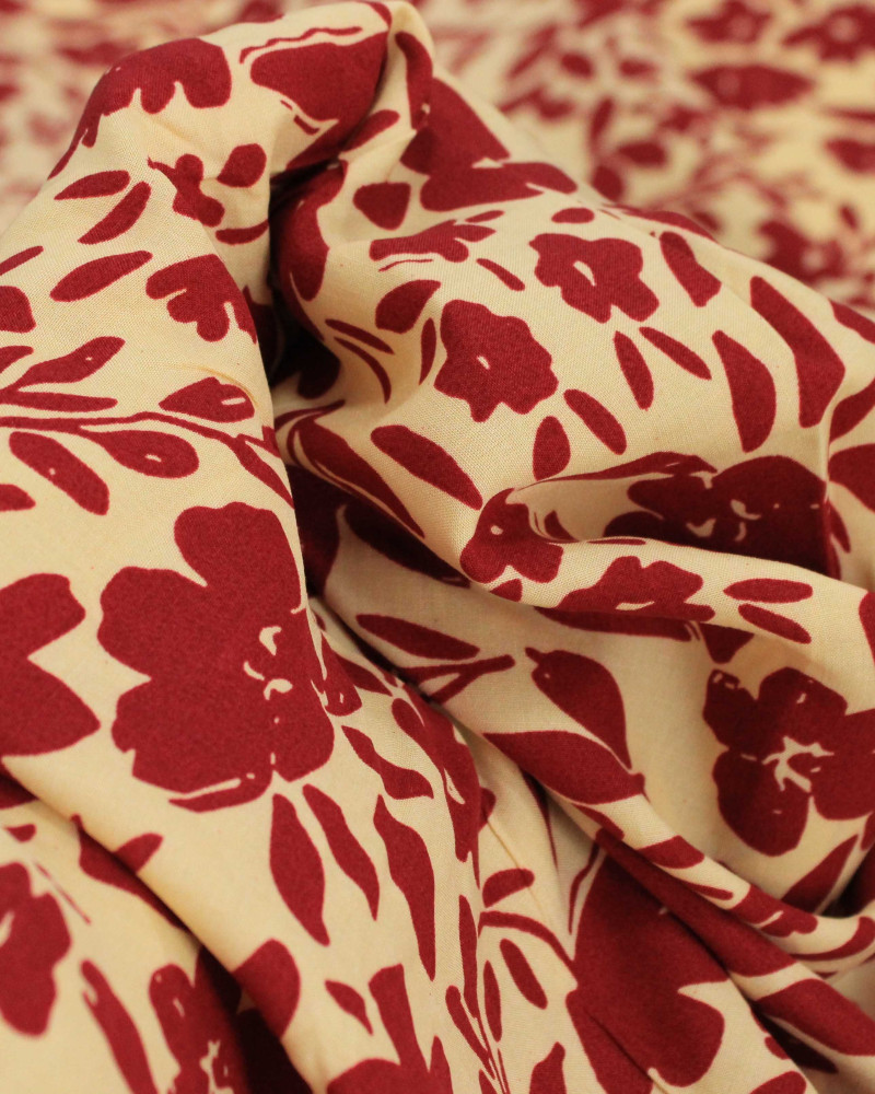 Tecido Viscose Ramos Abstratos Vermelho e Amarelo