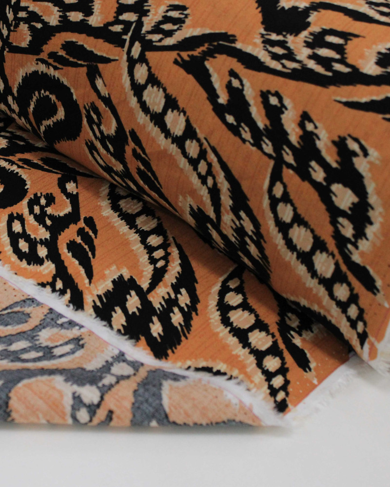 Tecido Viscose Cashmere Abstrata Nude, Preto e Argila