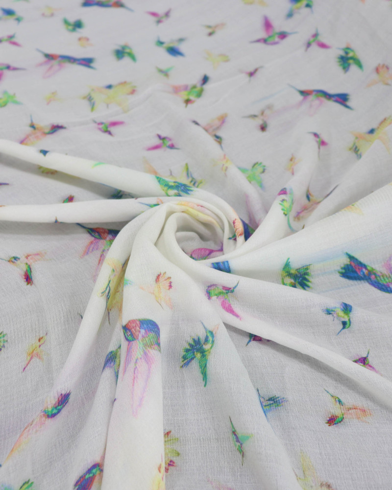 Tecido Crepe de Viscose Fino Beija Flores Holográfico Colorido e Branco