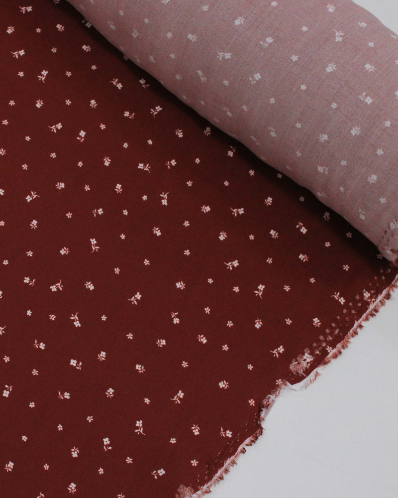 Tecido Viscose Premium Micro Ramos Florais Branco e Marsala
