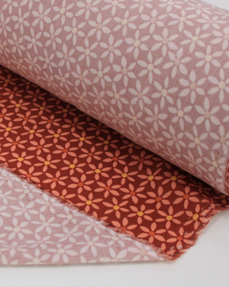 Tecido Viscose Premium Tapete Floral Amarelo Queimado, Rosé e Marsala