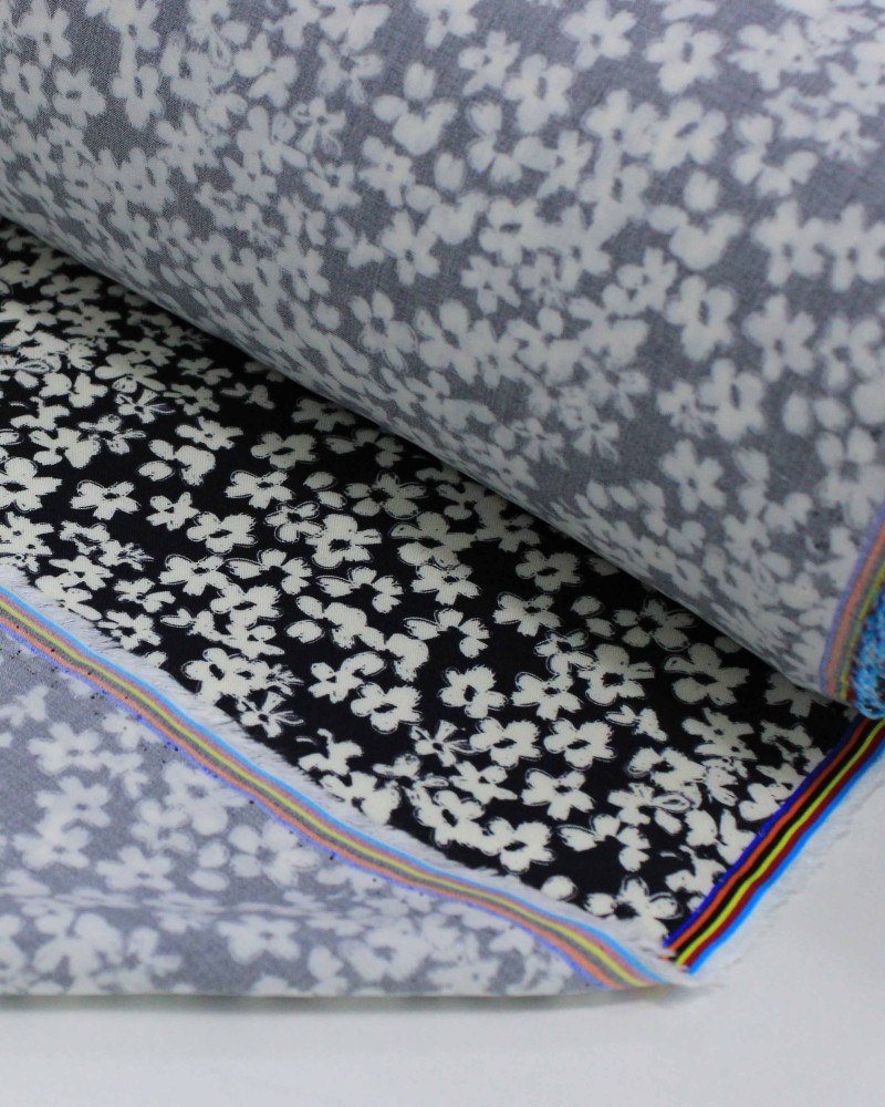 Tecido Viscose Premium Campo Floral Abstrato Creme e Preto