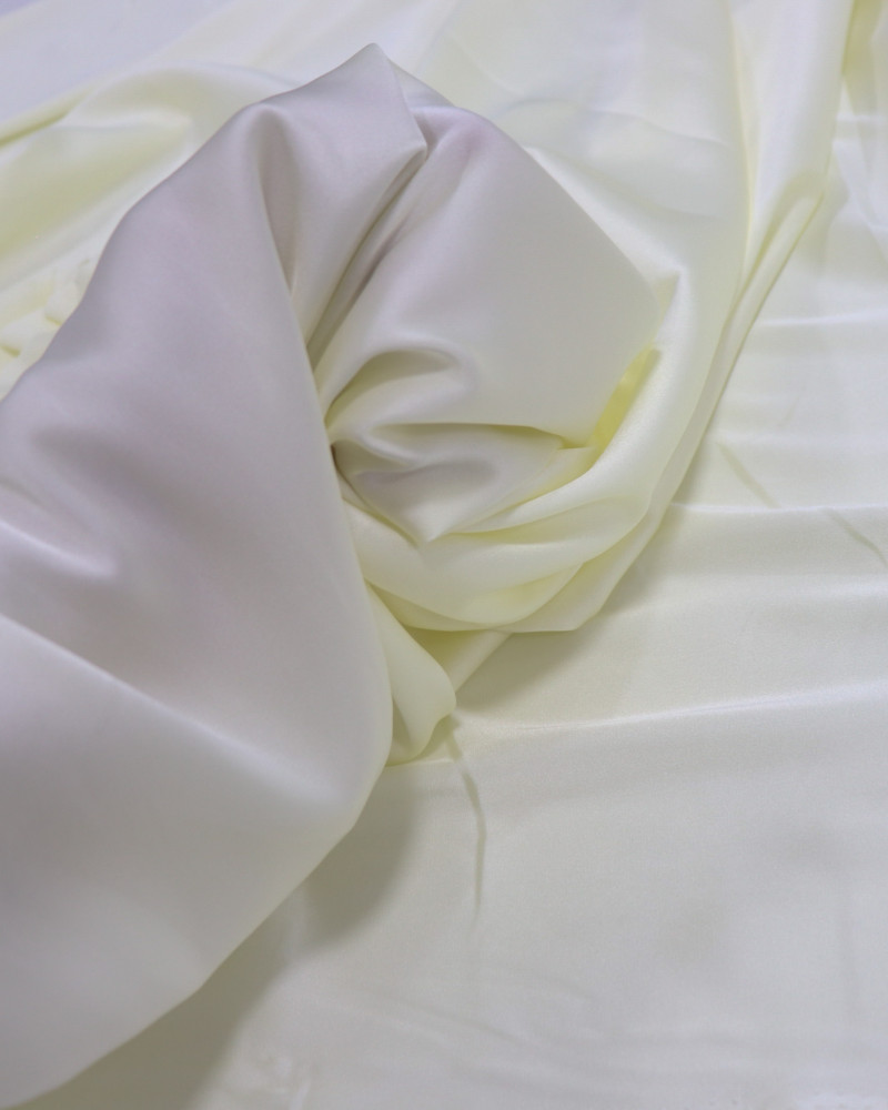 Tecido Crepe Silk Creme