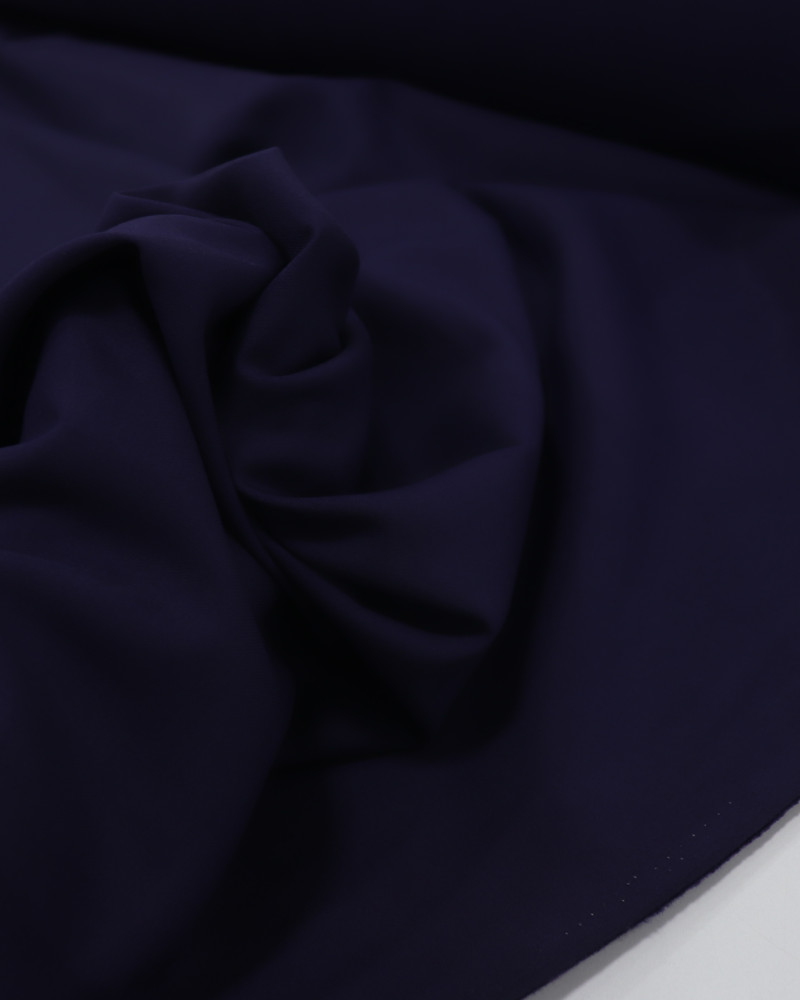 Tecido Alfaiataria de Viscose Azul Marinho Noite