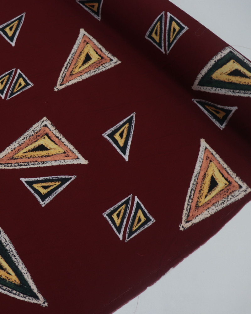Tecido Viscose Estampa Geométrica Colorida e Marsala (COM DETALHES)