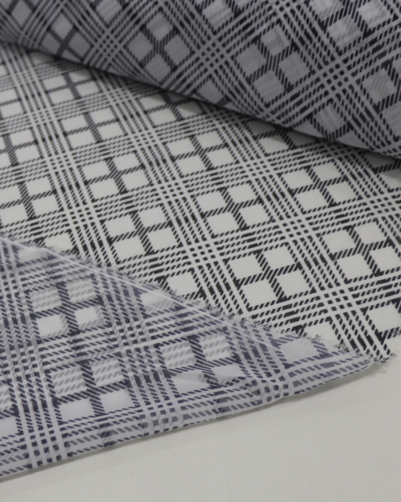 Tecido Crepe Chiffon Italiano Multi Quadriculado Diagonal P/B (COM DETALHES)
