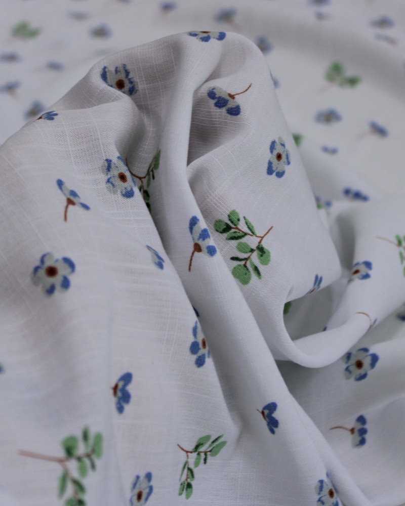 Tecido Viscose Texturizada Micro Ramos e Flores Verde, Azul e Branco