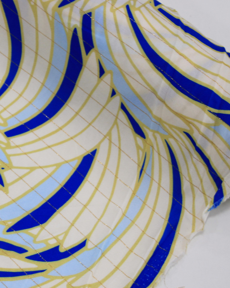 Tecido Viscose Premium Pétalas Cruvas Com Lurex Tons de Azul, Amarelo e Creme