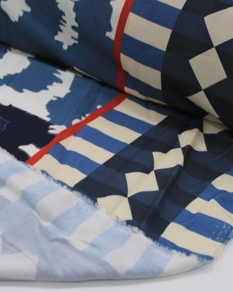 Tecido Viscose Premium Barrado Arte Abstrata Tons de Azul e Offwhite