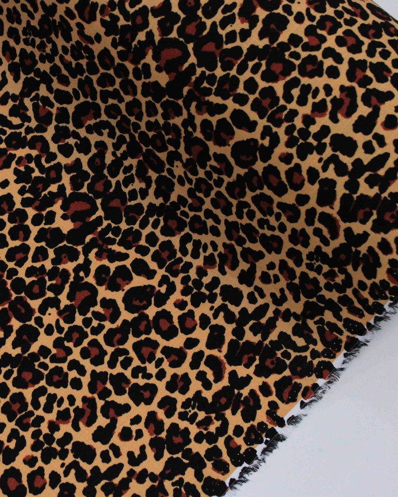 Tecido Viscose Texturizada Animal Print Preto, Terracota e Argila