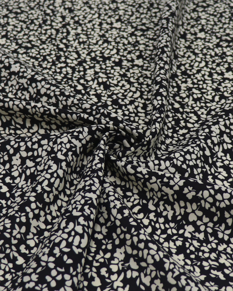 Tecido Viscose Micro Pétalas Vanila e Preto