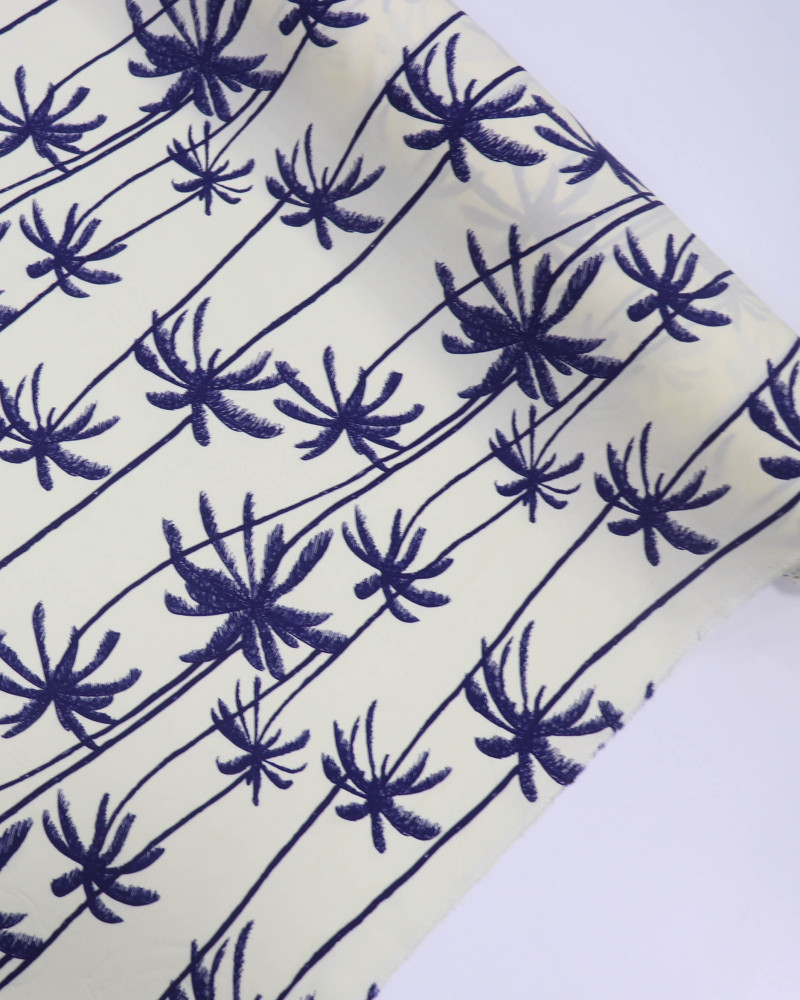 Tecido Viscose Palmeiras Azul Marinho e Creme
