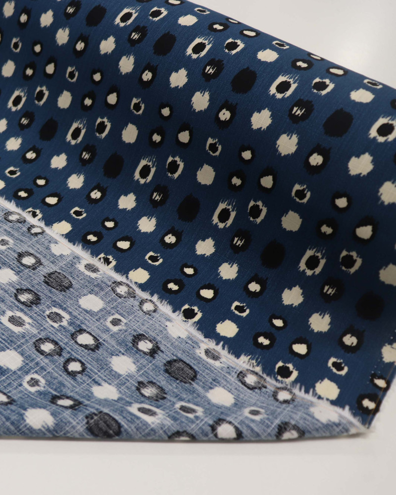 Tecido Viscose Texturizada Pontos Geométricos Offwhite, Preto e Azul Petróleo