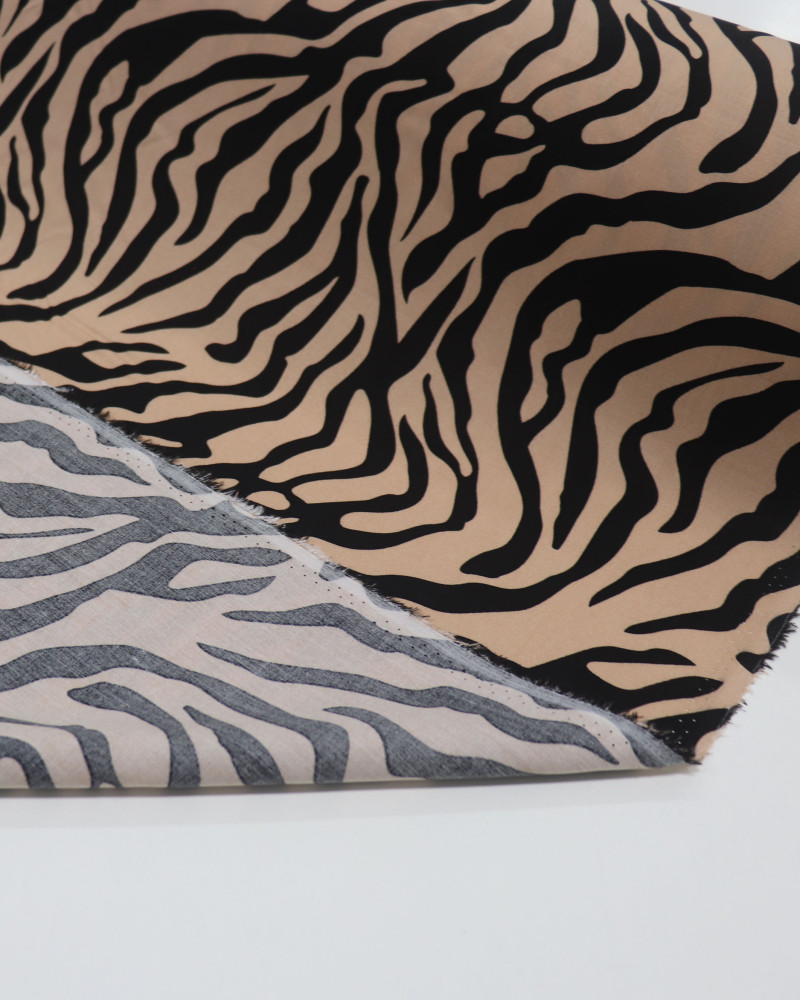 Tecido Viscose Animal Print Nude e Preto