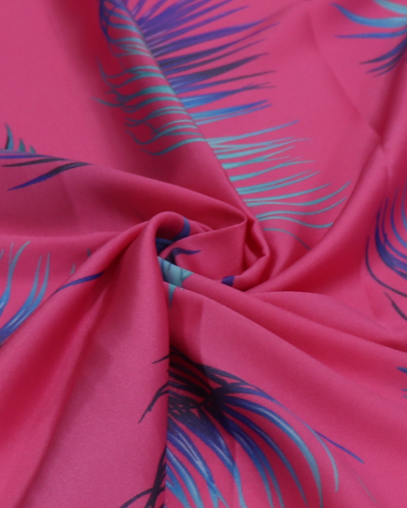 Tecido Crepe Silk Italiano Macro Folhas Tons de Azul e Rosa (0.5m)