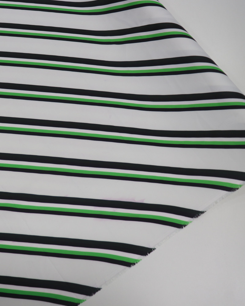 Tecido Crepe Silk Italiano Listras Diagonais Verde, Preto e Branco