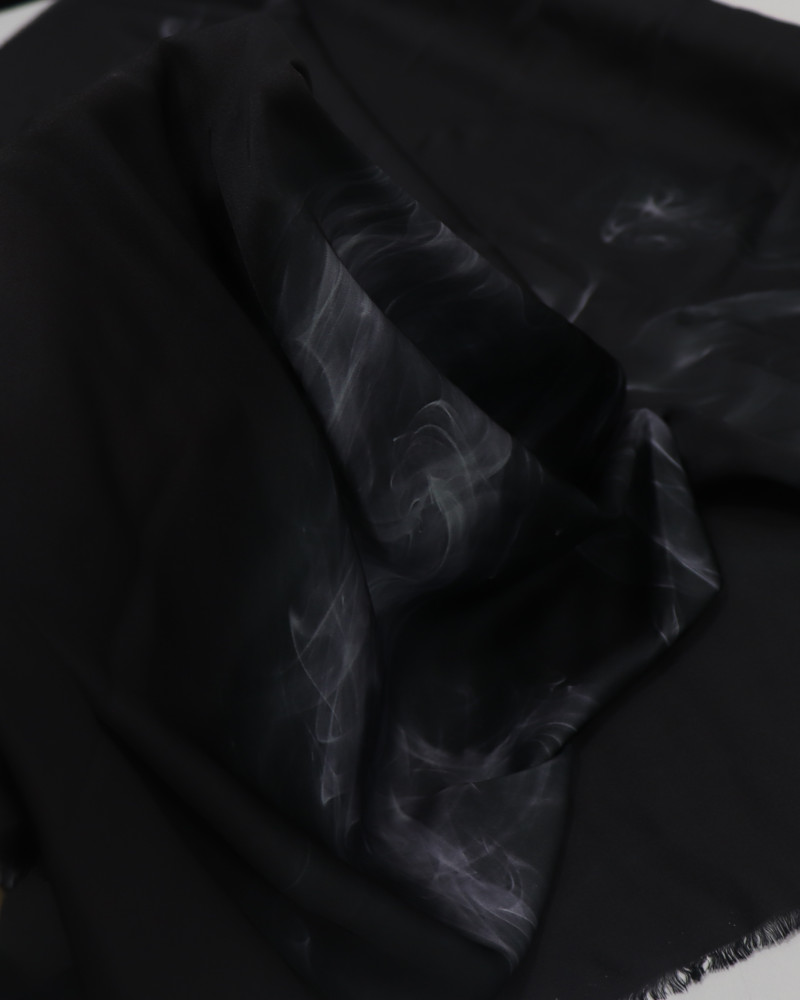 Tecido Crepe Silk Italiano Estampa Lenço Pintura Fumaça Abstrata 