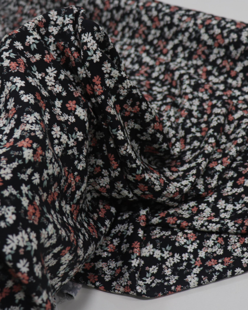 Tecido Viscose Sarjada Italiano Micro Tapete Floral Colorido e Preto