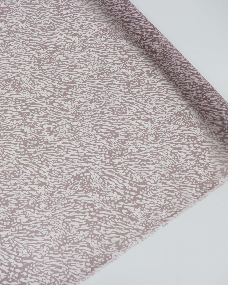 Tecido Crepe Chiffon Italiano Toque de Seda Animal Print Branco e Nude (1.2m)