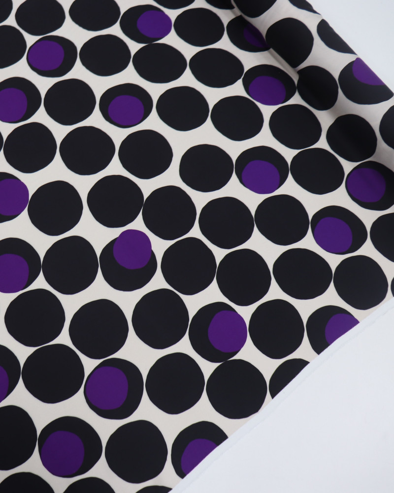 Tecido Viscose Acetinada Italiano Macro Poá Roxo, Preto e Creme