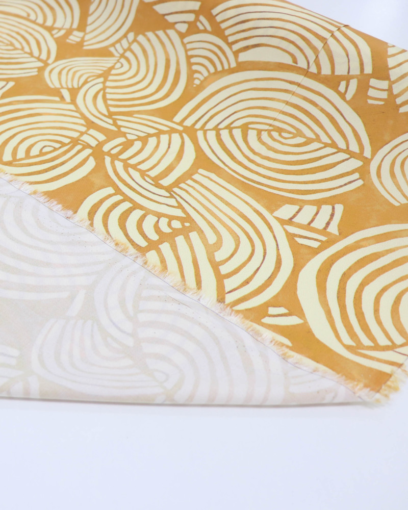 Tecido Viscose Italiano Estampa Étnica Tons de Amarelo