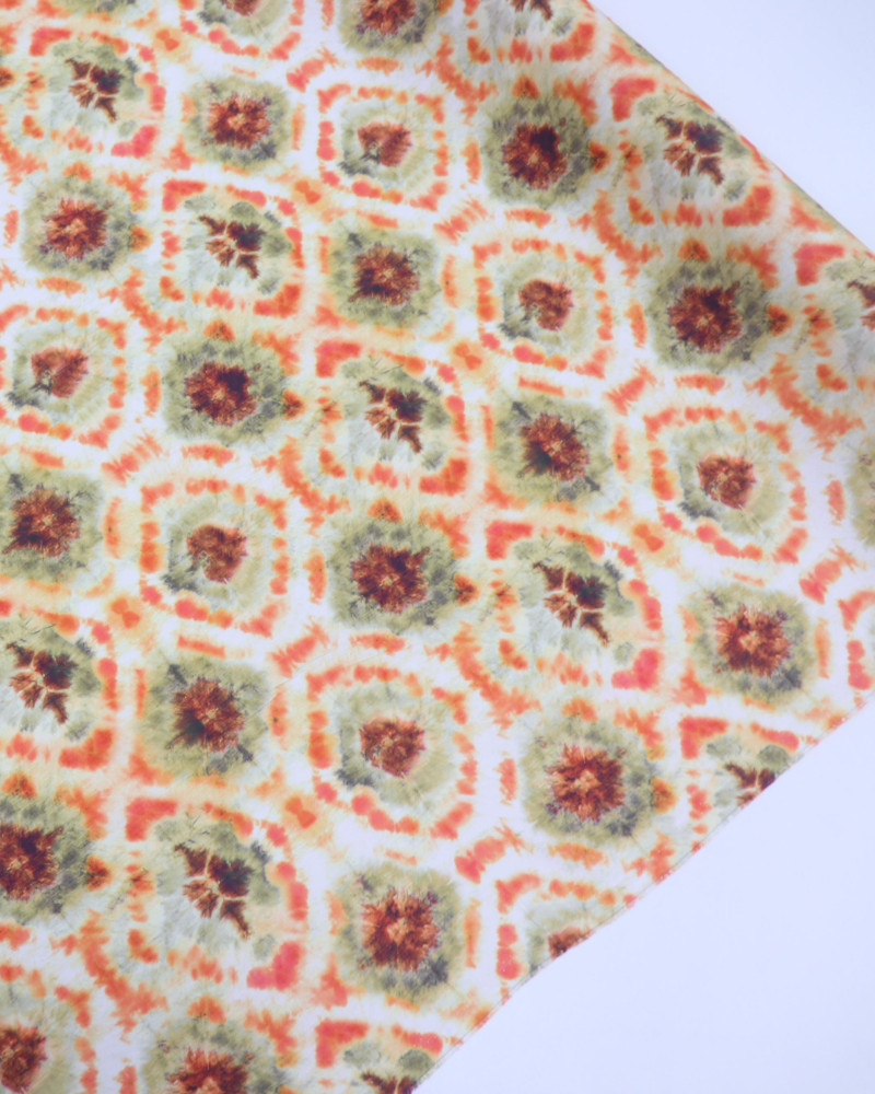 Tecido Viscose Italiano Estampa Tie Dye Verde, Laranja e Offwhite