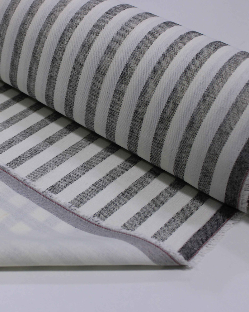 Tecido Linho Misto Listrado Preto e Offwhite