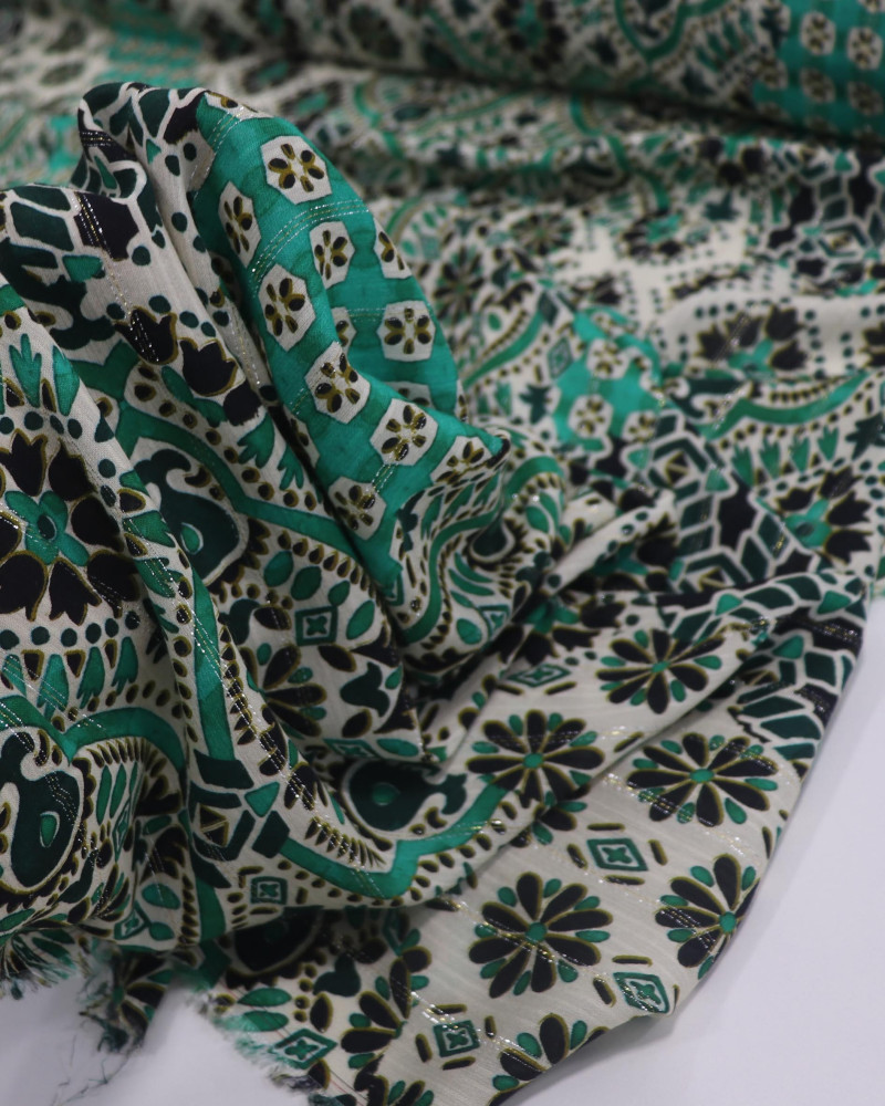 Tecido Viscose Italiano com Lurex Multi Estampado Preto e Tons de Verde