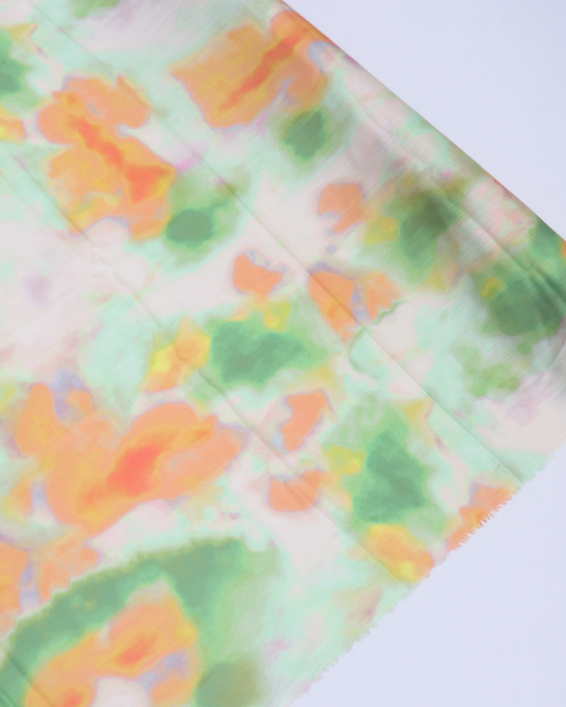 Tecido Crepe Chiffon Italiano Texturizado Acetinado Pintura Abstrata Laranja e Verde