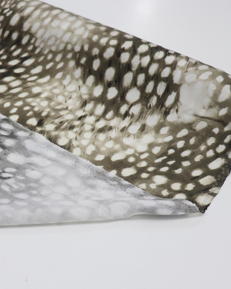Tecido Viscose Acetinada Italiano Animal Print Estonado Tons de Marorm
