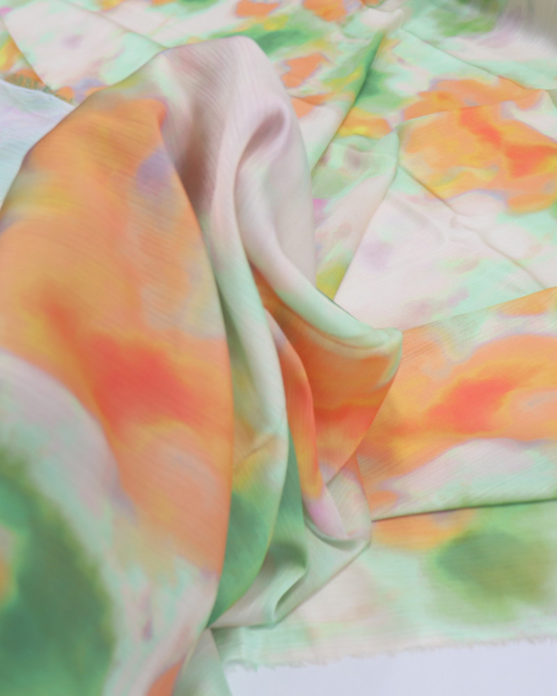 Tecido Crepe Chiffon Italiano Texturizado Acetinado Pintura Abstrata Laranja e Verde