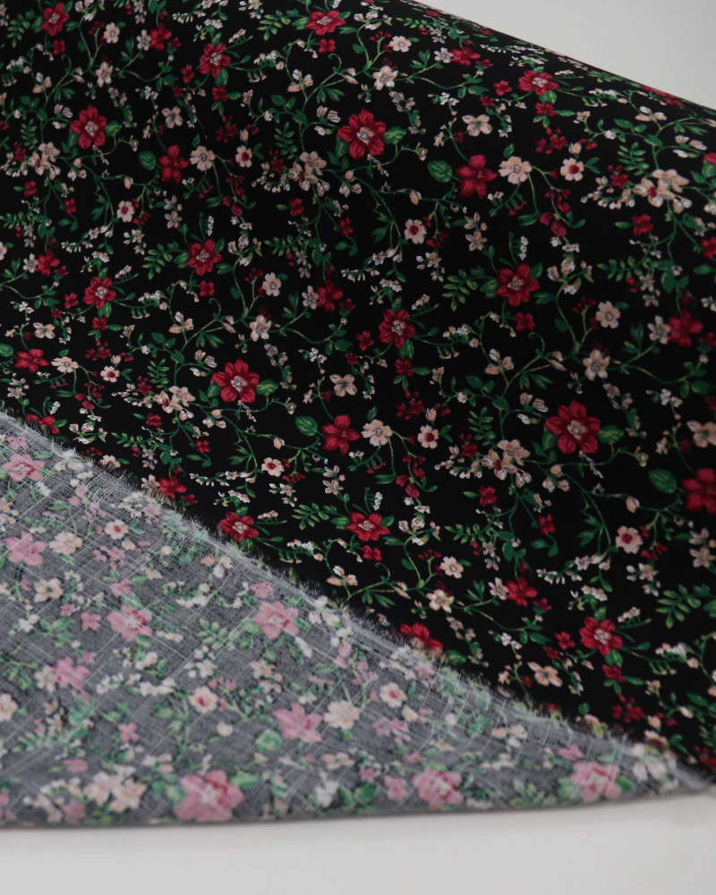 Tecido Viscose Texturizada Liberty Vermelho, Verde e Preto