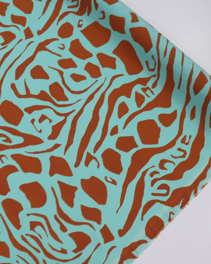 Tecido Viscose Italiano Animal Print Terracota e Verde Tiffany