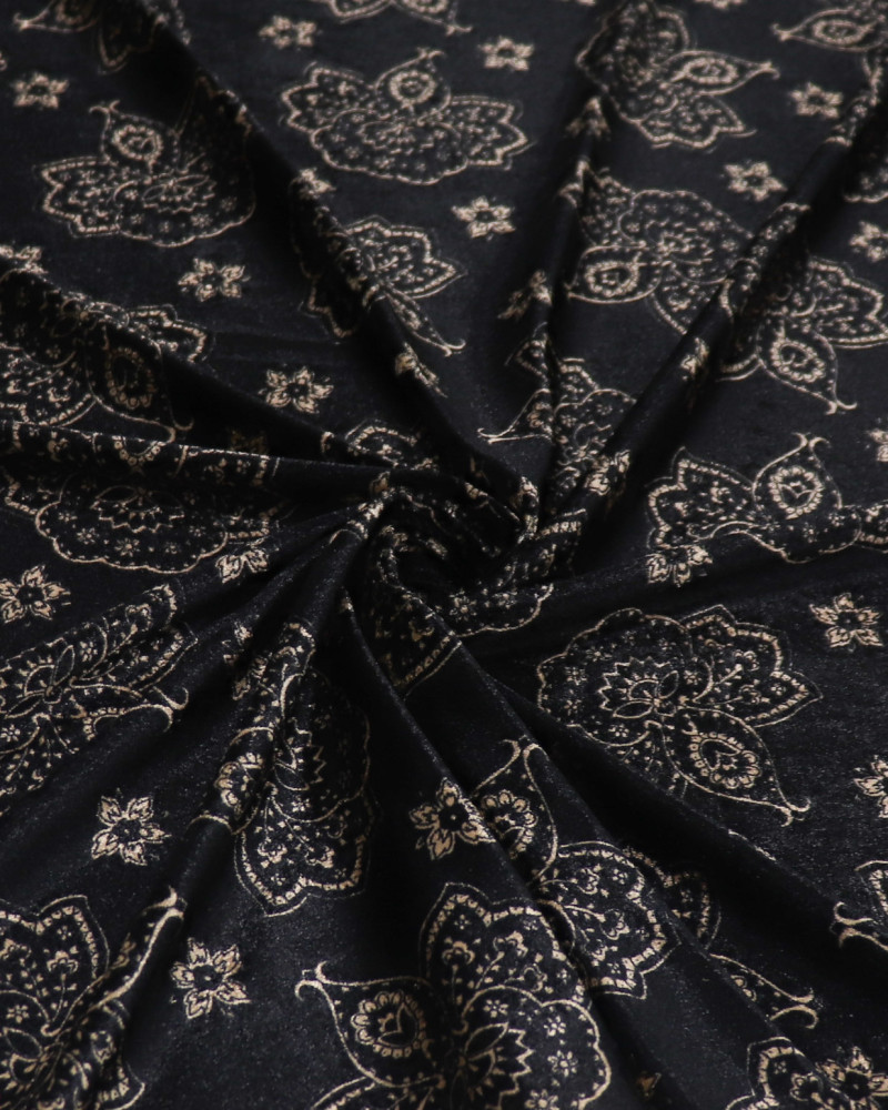 Tecido Veludo Italiano Leve Floral Boho Bege e Preto